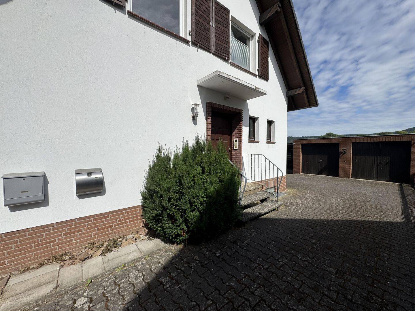 Großzügiges Zweifamilienhaus mit traumhaftem Süntelblick und großem Grundstück... – Hessisch Oldendorf – Vorschaubild 4