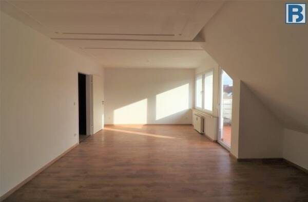 Dachgeschosswohnung in 45359 Essen / Schönebeck mit 62 m² kaufen