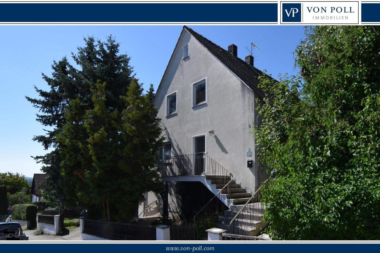 Großzügiges Zweifamilienhaus mit eingewachsenem Garten im Fränkischen Seenland – Haundorf – Bild 1 von 9