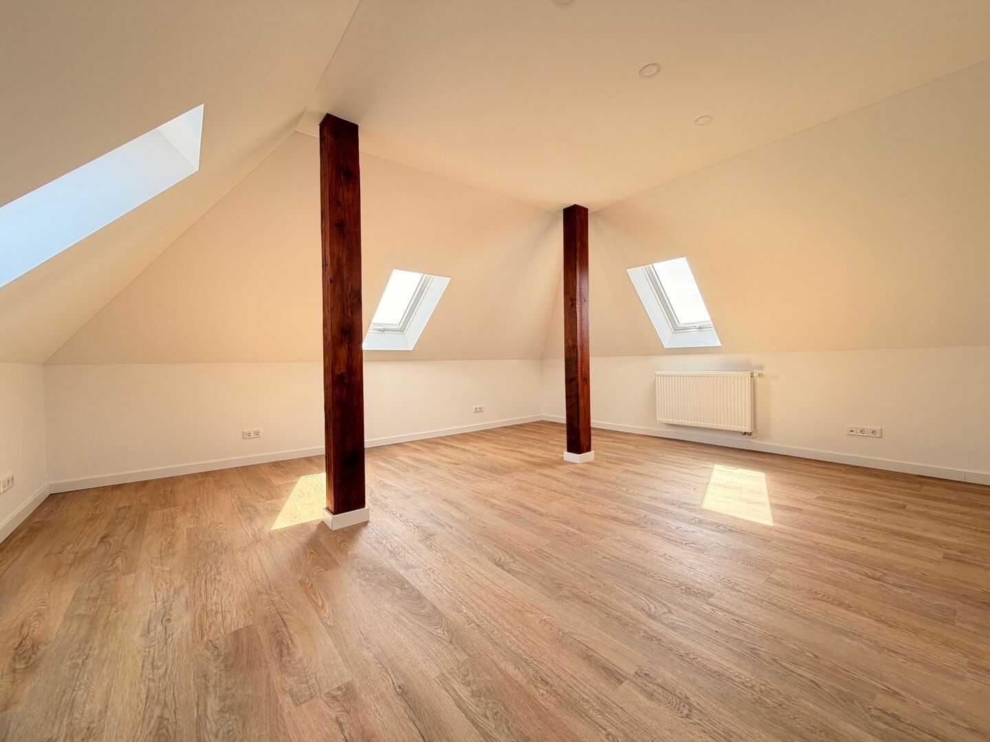 Erstbezug nach DG-Ausbau +++ Moderne 3-Zimmer-Wohnung mit Einbauküche & Aufzug – Nürnberg – Vorschaubild 5