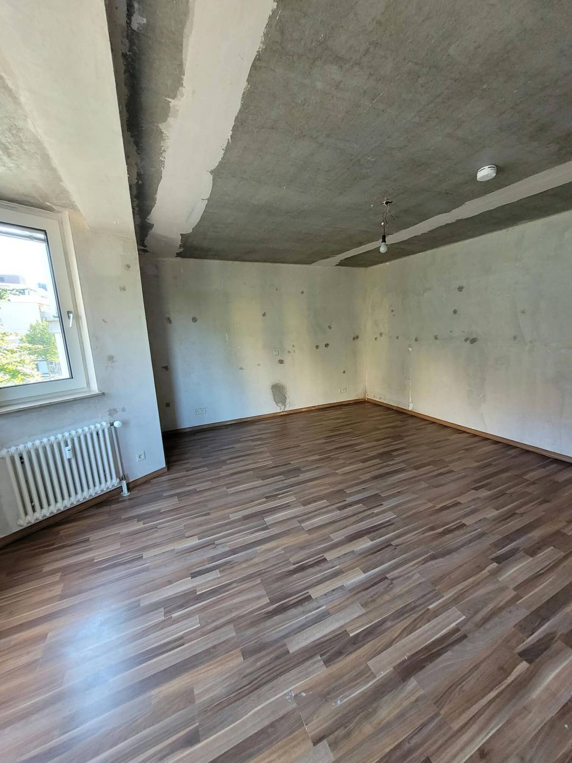 Etagenwohnung in 76133 Karlsruhe mit 70 m² kaufen