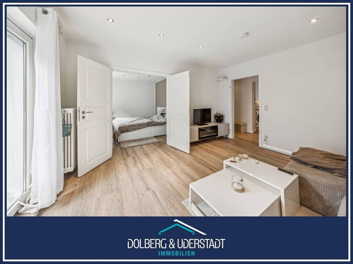 1A-Kapitalanlage: Modernisierte Wohnung, 2,5 Zimmer, Balkon, Garage, vermietet, in ruhiger Wohnlage – 22143 Hamburg – Bild 1 von 9