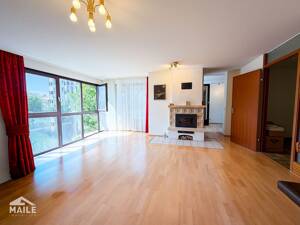 Dachterrasse, viel Raum, viel Ruhe: Ihr neues 5,5-Zimmer-Zuhause in Heumaden. – 70619 Stuttgart – Vorschaubild 3