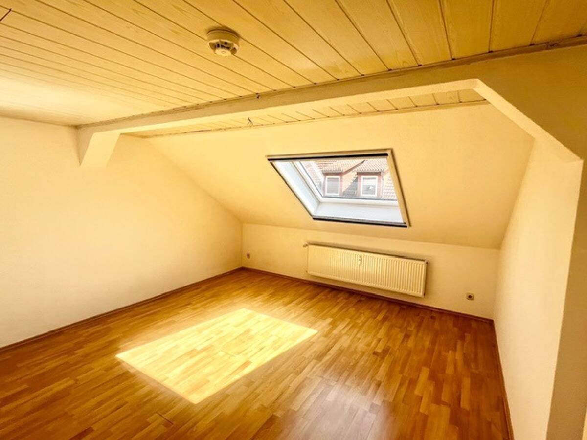 WOHNUNG INKL EINBAUKÜCHE! Altstadtnah und zentral gelegen