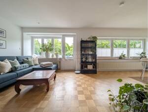 Viel Platz und großes Grundstück: 5-Zimmer-Doppelhaushälfte in ruhiger Bremer Wohnlage – 28329 Bremen – Vorschaubild 6