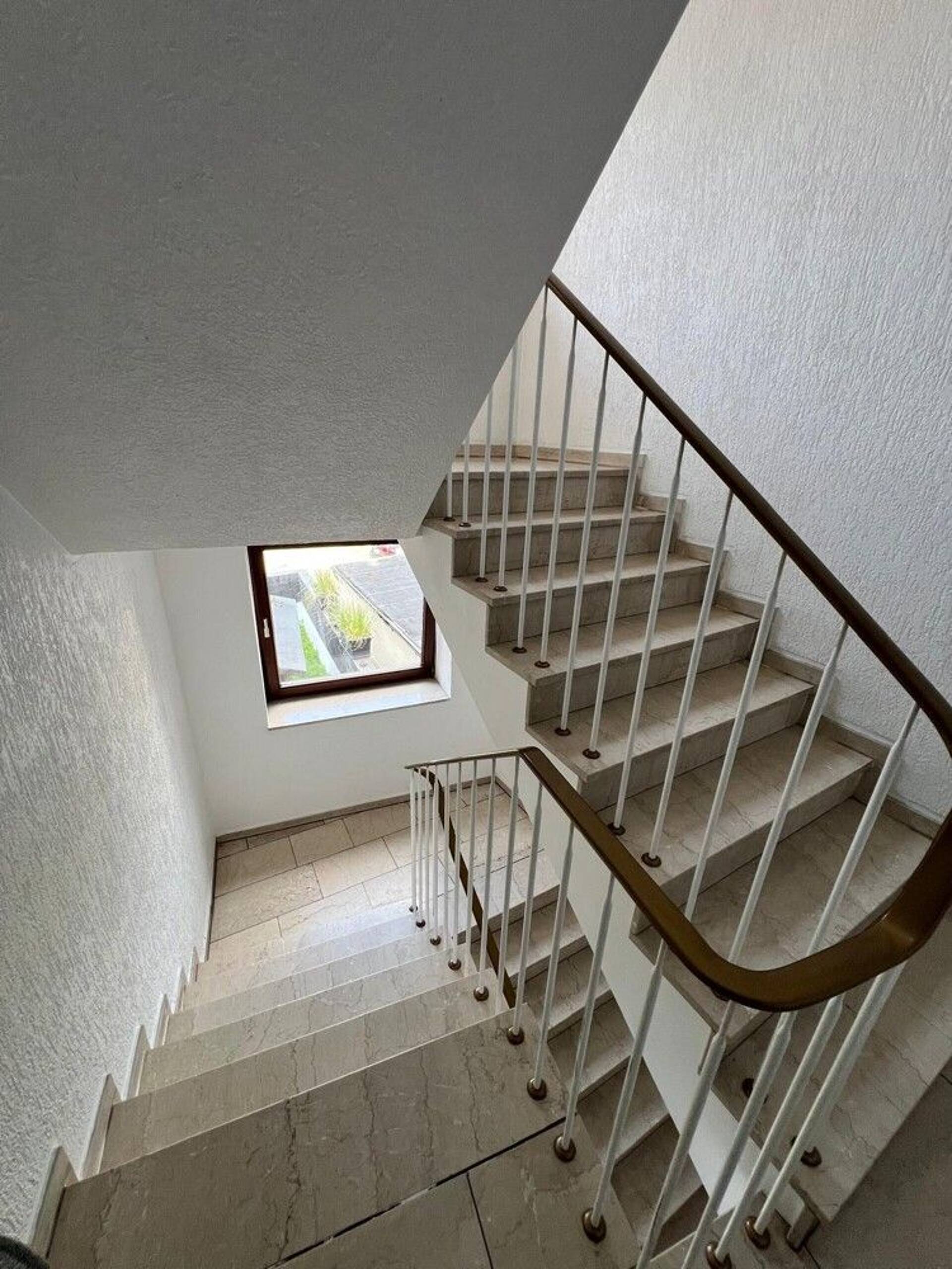 Etagenwohnung in 50935 Köln mit 84,76 m² kaufen