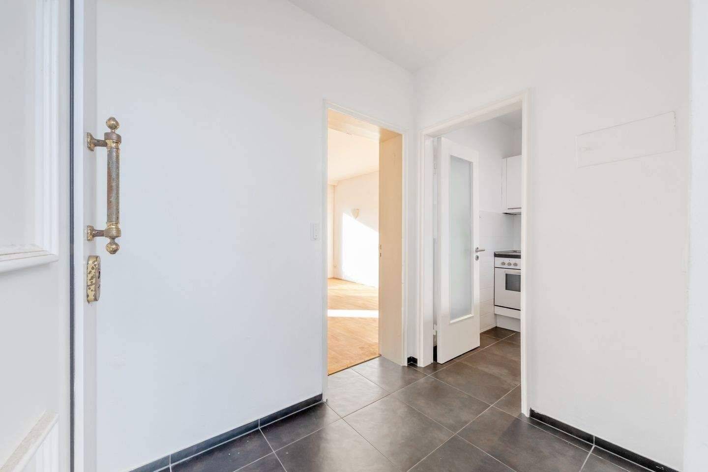 1-Zimmer-Appartment mit Balkon an der Alster – Hamburg – Vorschaubild 7