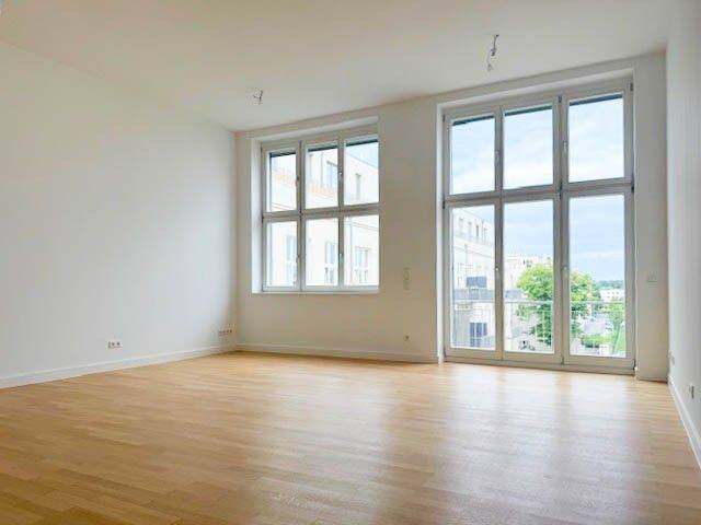 6% Grunderwerbssteuer geschenkt*: Traumhafte 4-Zimmerwohnung mit Balkon – Berlin – Vorschaubild 3
