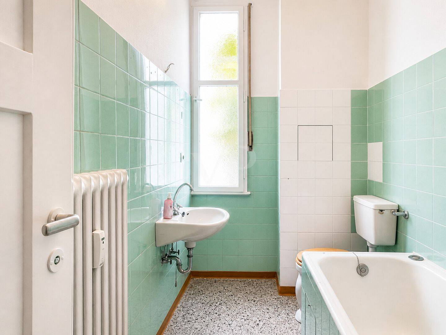 Charmante 2,5-Zimmer-Hochparterrewohnung in denkmalgeschützter Wohnanlage in Lichterfelde-West – Berlin – Vorschaubild 9