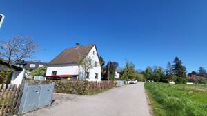 Charmantes Schmuckstück mit Potenzial in idyllischer Lage