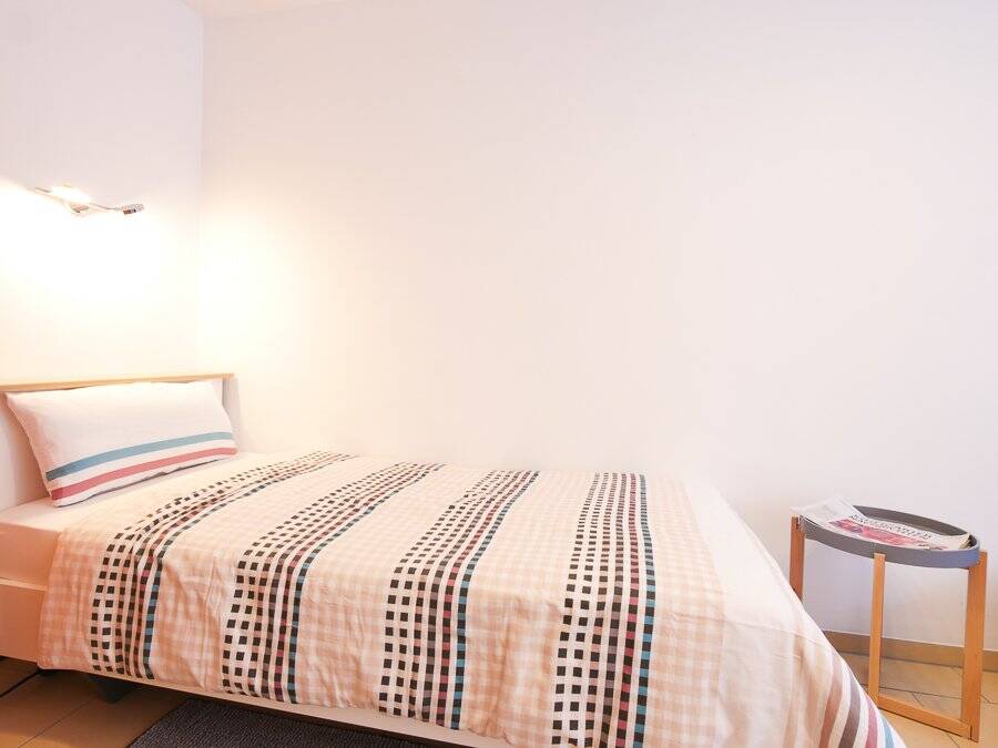 ruhiges 1-Zimmer-Apartment in Stuttgart-Münster - WOHNEN AUF ZEIT - – Stuttgart – Vorschaubild 4