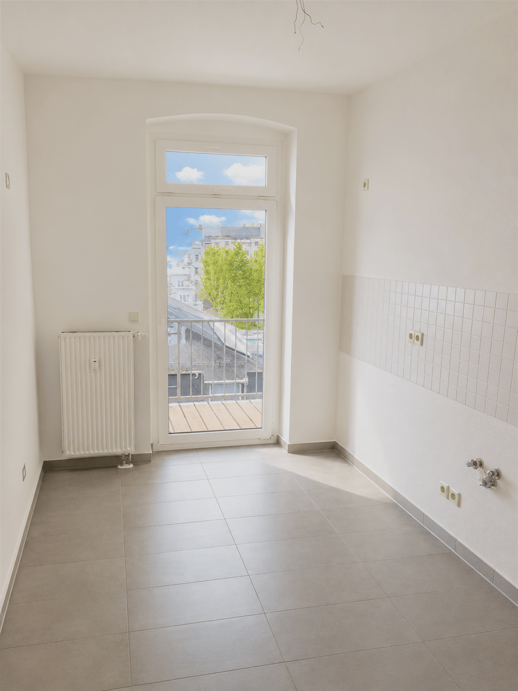 Attraktive 2-Zimmer-Wohnung auf dem Kaßberg - Balkon, Tageslichtbad, Aufzug & Stellplatz – Chemnitz – Vorschaubild 3