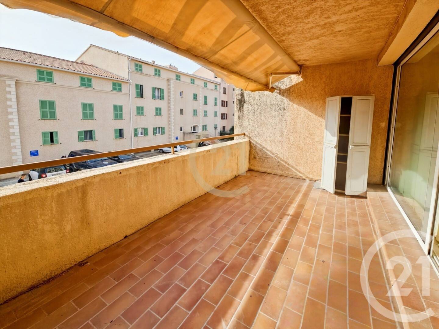 Appartement 3 pièces 64 m² · à Saint-Florent · 63,6 m² · 295 000 €