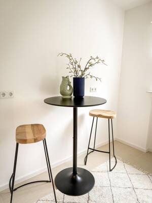 Wunderschöne 3 Zimmer-Wohnung mit großem Balkon & Stellplatz vor der Tür in Sachsenhausen-Nord – 60596 Frankfurt am Main – Vorschaubild 7