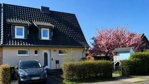 Modernisierte Doppelhaushälfte mit Sonnenterrasse - provisionsfrei