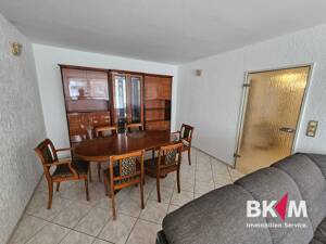 Großzügige 3-Zimmer-Wohnung mit Loggia und Stellplatz – 22529 Hamburg – Vorschaubild 2
