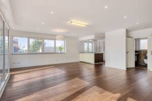 Moderne Maisonette-Wohnung | 3 Balkone | Kochinsel | A+ – 51109 Köln – Vorschaubild 6