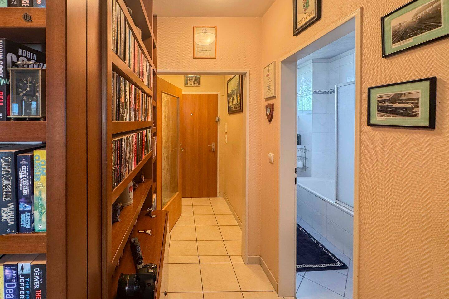 Zentral gelegene 3 Zimmer Wohnung mit Weitblick – München – Vorschaubild 8