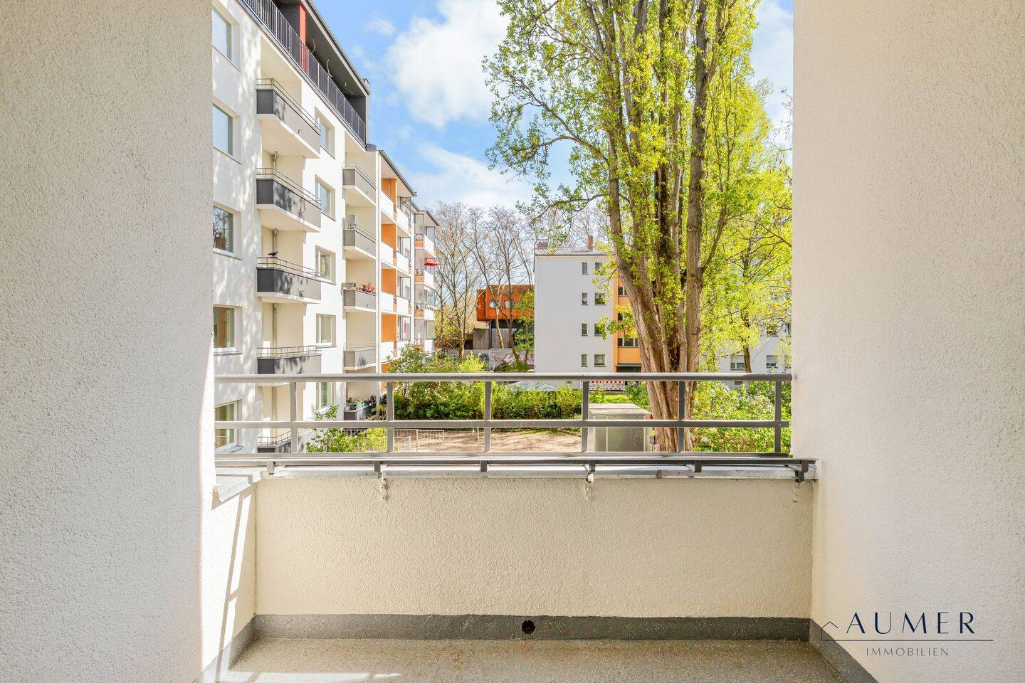 Lichtdurchflutete 3-Zimmer-Wohnung mit Südwest-Balkon zum Innenhof in Berlin-Mitte – Berlin – Vorschaubild 9