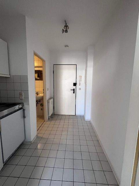 Sehr schöne gepflegte 1-Raumwohnung mit Einbauküche und Balkon in Magdeburg-Reform- Uni Nähe zu vermieten – Magdeburg – Vorschaubild 5
