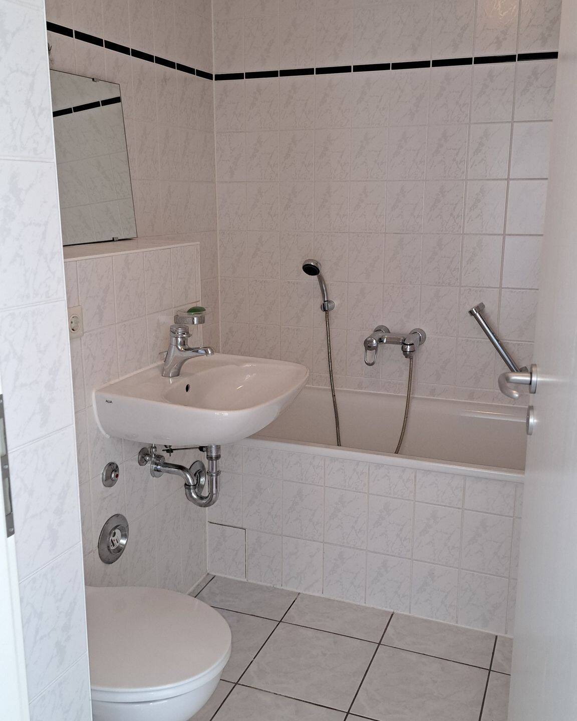 Nur 2000,- € pro m² - kleine 2-Raum-Wohnung - barrierefrei zugänglich - aktuell frei - 1. OG - Aufzug - TG-Stellplatz – Leipzig – Vorschaubild 5