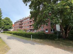 Klassiker trifft Effizienz: Vermietete Wohnung in teils energetisch sanierten Haus in Barmbek-Nord – 22307 Hamburg – Vorschaubild 5
