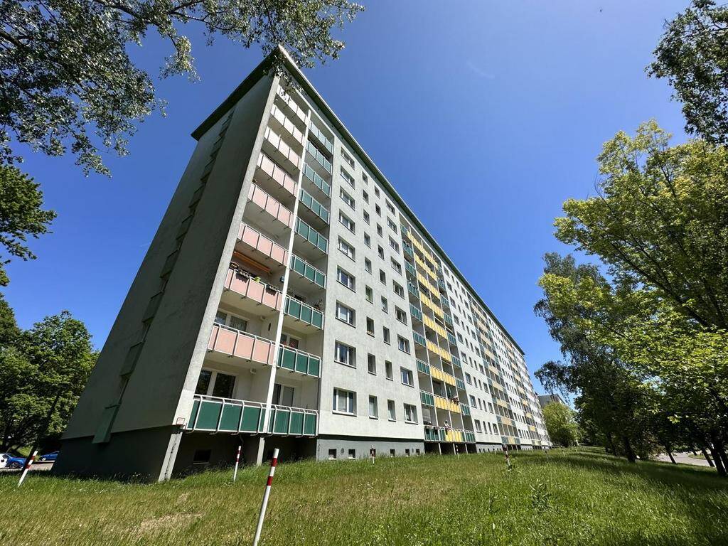 Sanierte 3-Raum-Wohnung in begrünter Wohnlage – Chemnitz – Vorschaubild 4