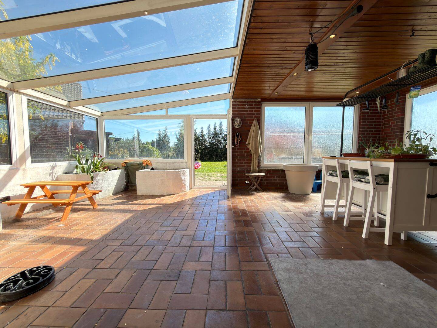 Einmaliges Zweifamilienhaus mit Nebengebäude, 2750m² Grundstück und 9 Zimmern – Hamm – Vorschaubild 3
