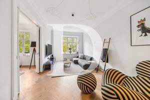 Exklusive Altbauwohnung mit modernem Komfort – 22299 Hamburg – Vorschaubild 3