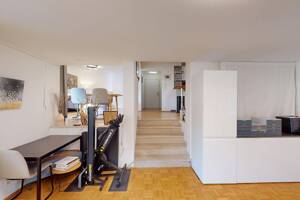 Zentral & ruhig in Schwabing: Schöne Wohnung mit 2 Balkonen, Aufzug und Nähe zum Englischen Garten – 80802 München – Vorschaubild 1