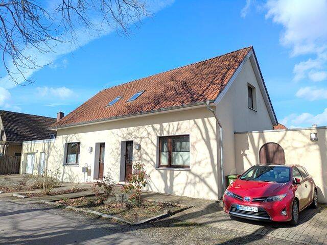Großzügiges WOHNEN auf 190 qm plus 50 qm Einliegerwohnung ! – Oldenburg – Vorschaubild 2