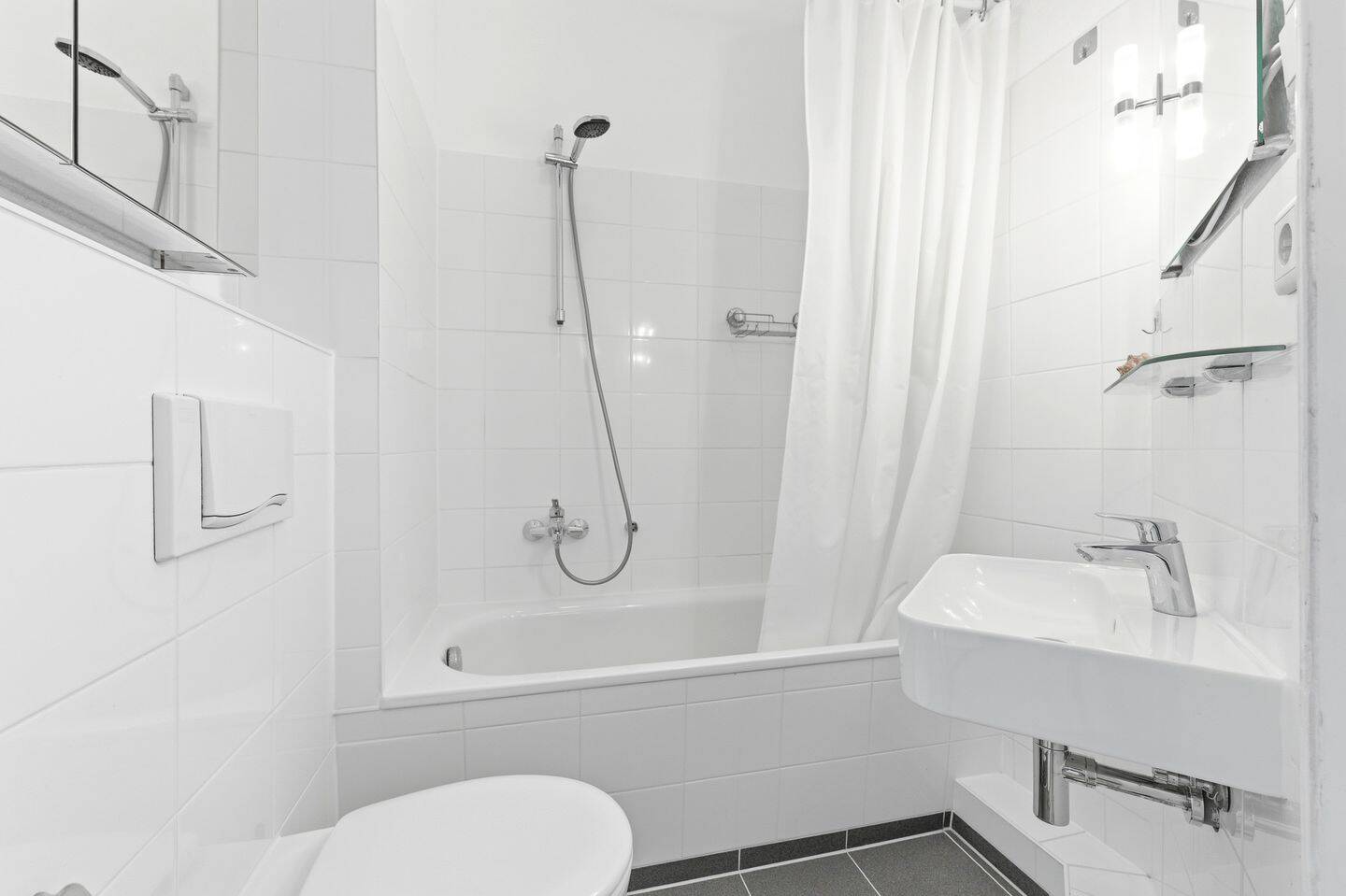 Sanierter Altbauklassiker | Nähe Hackescher Markt | 3 Zimmer – Berlin – Vorschaubild 6