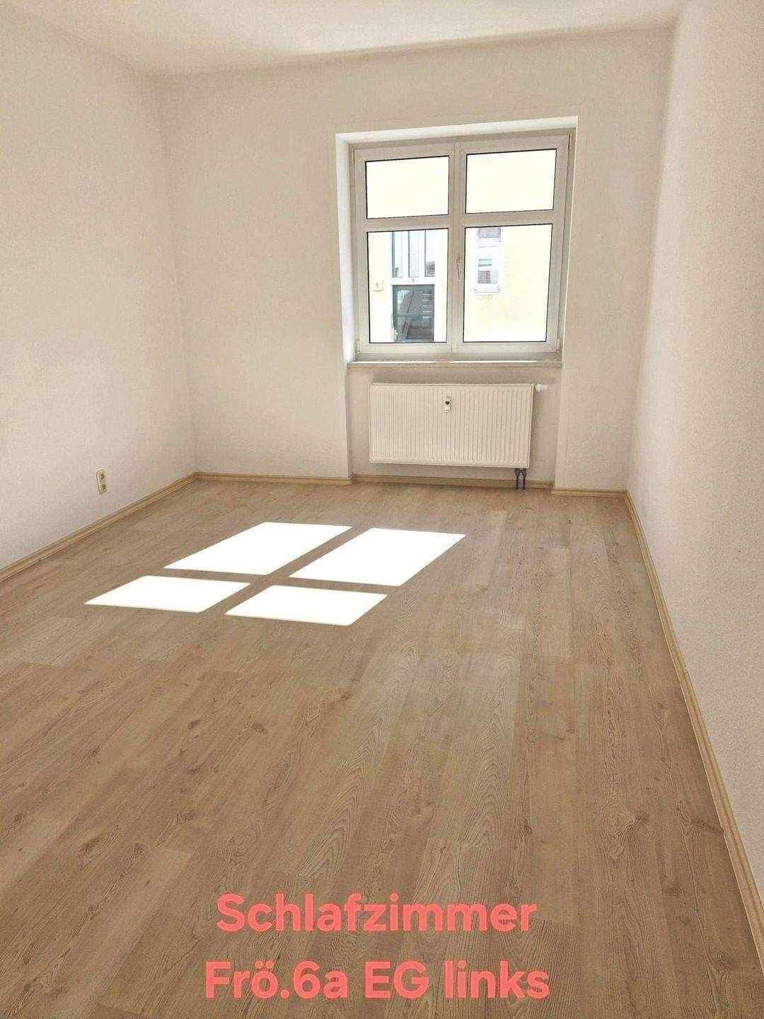 Große 2-Raumwohnung mit Wannenbad und separatem WC