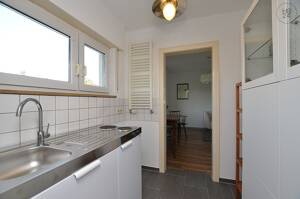 Modern möblierte Einliegerwohnung mit separatem Eingang in Bad Cannstatt – 70374 Stuttgart – Vorschaubild 7