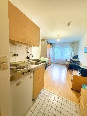 1 Zimmer Apartment mit Balkon zentral in Rheinau See
