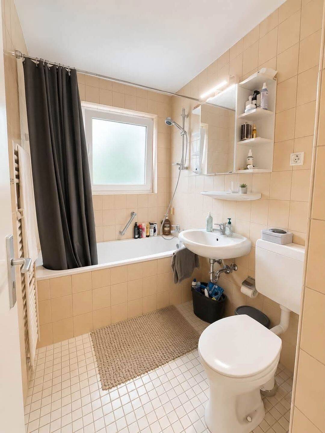 Gemütliches Zimmer in Frauen WG: Vollmöbliert – Karlsruhe – Vorschaubild 6