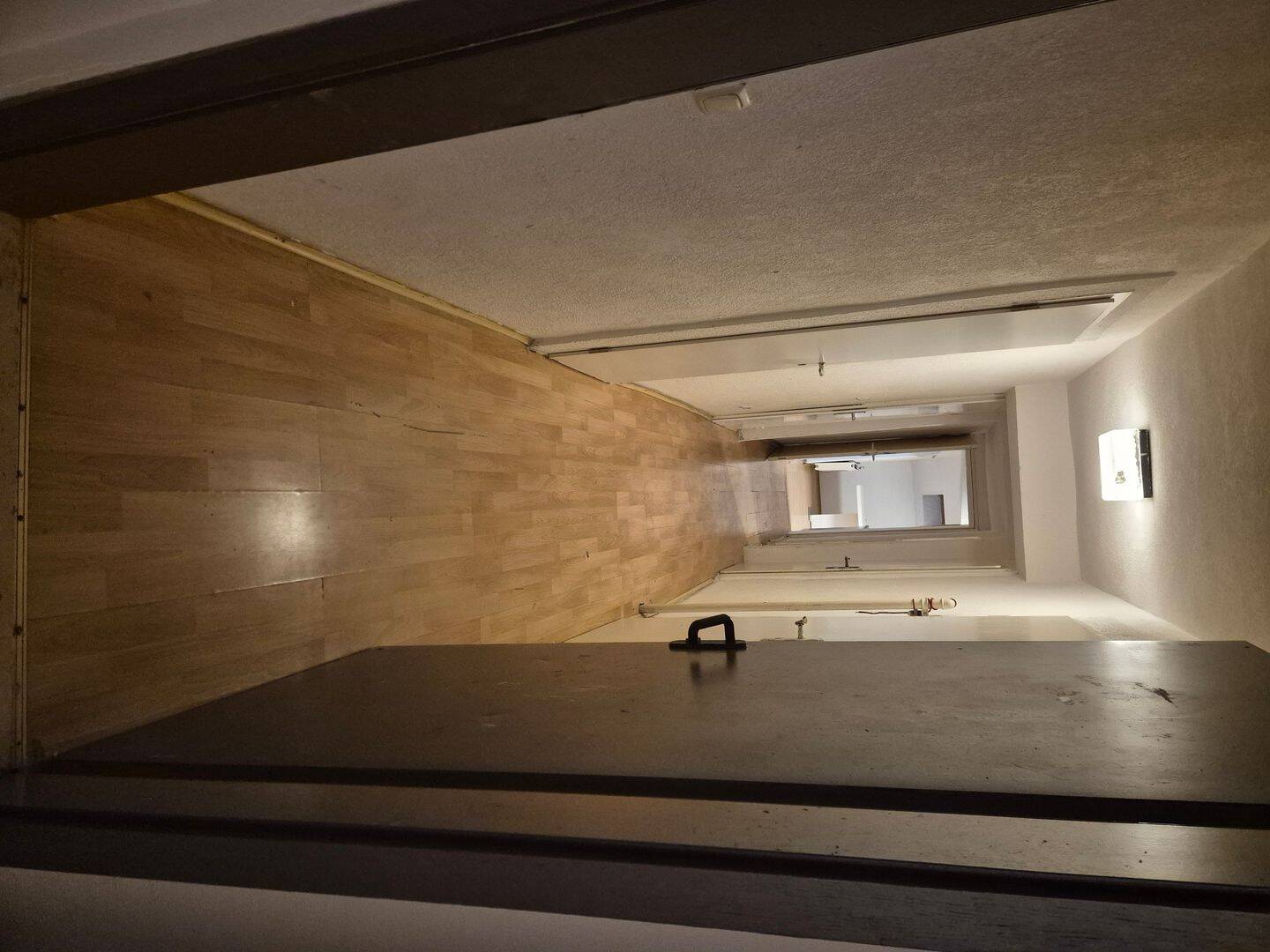 4 Zimmer Wohnung plus Küche und barte