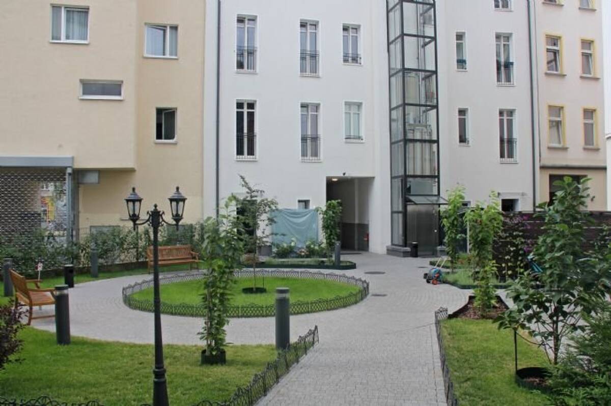 wunderschöne 2 Zimmer DG-Wohnung im Süden des Samariterkiezes – 10247 Berlin – Bild 1 von 9