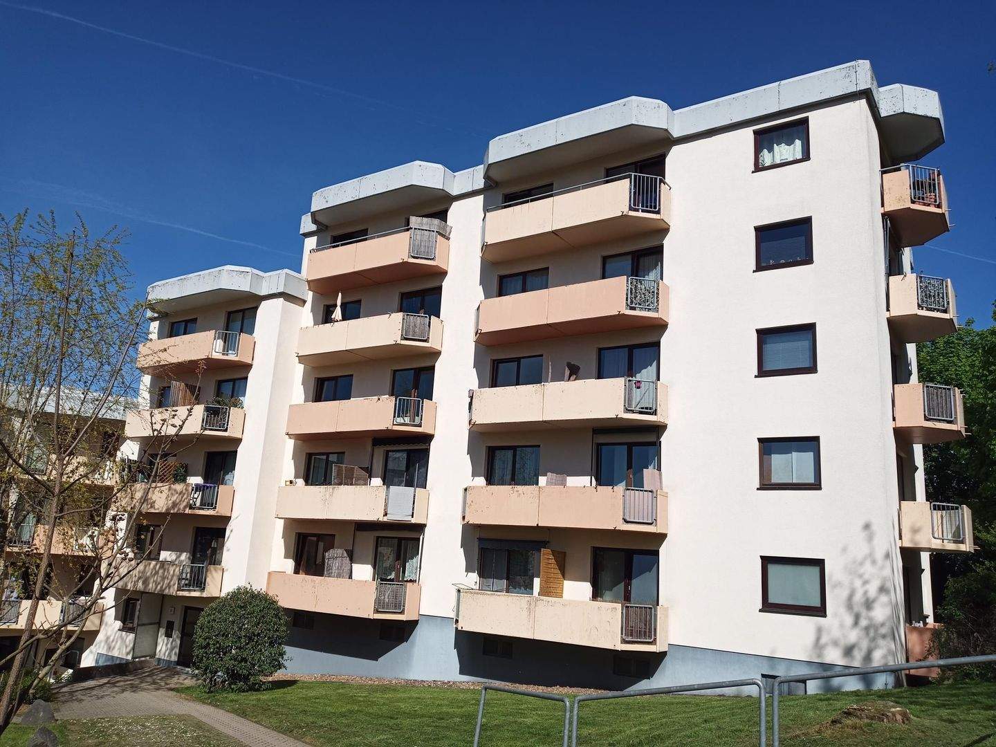 Uni-Nähe Charmantes 1-Zimmer-Apartment mit Balkon und PKW-Stellplatz