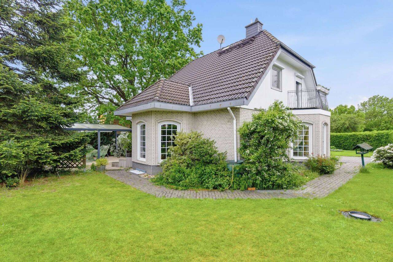 Wunderschönes Einfamilienhaus mit großem Garten & Balkon in Leipzig Burghausen zu verkaufen. – Leipzig – Vorschaubild 3