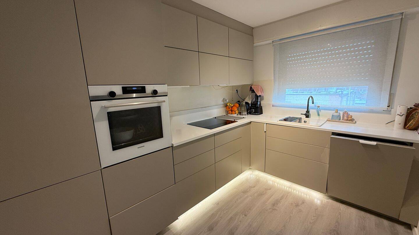 Einziehen statt renovieren: Hochwertig sanierte 3-Zimmer-Wohnung inkl. Möblierung in OB-Osterfeld – Oberhausen – Vorschaubild 7