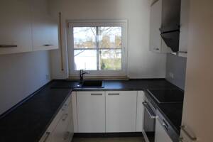 Helle, schöne 3 Zimmer Dachgeschoß Wohnung, SOFORT VERFÜGBAR – 85053 Ingolstadt – Vorschaubild 2