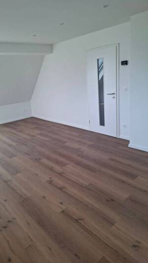 ✨Erstbezug nach Renovierung: Moderne 3-Zimmer-Dachgeschoß-Wohnung mit Klimaanlage in Essen-Schönebeck – 45359 Essen – Vorschaubild 6