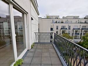 Exklusiver 2-Zimmer-Neubau mit 2 BALKONEN, EBK, Concierge-Service uvm. in den begehrten Heinrich-Heine-Gärten – 40549 Düsseldorf – Vorschaubild 5