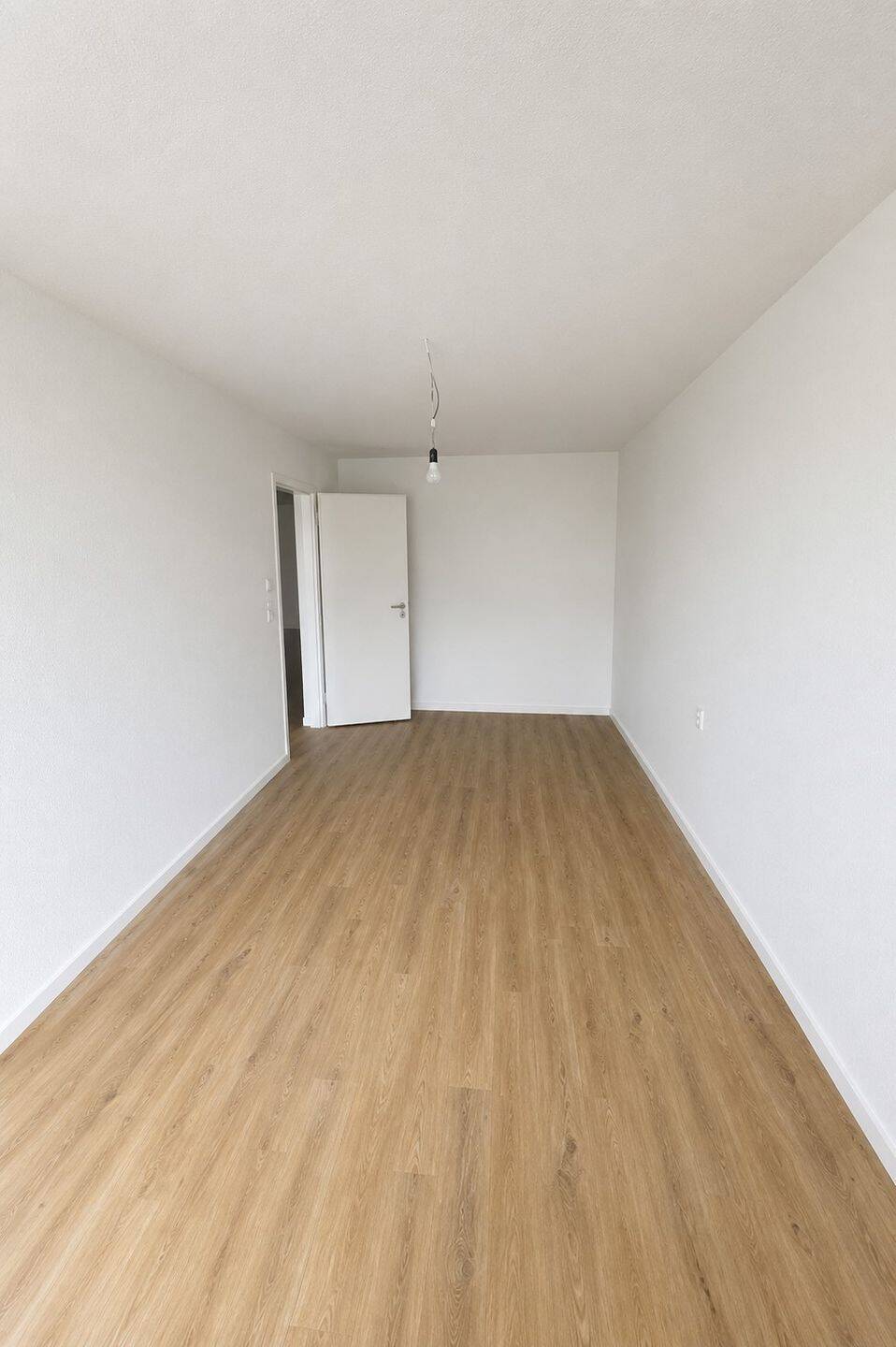 47125/90 Moderne 2-Zi.-Wohnung mit Balkon im Neubau von Düsseldorf-Rath sucht Nachmieter! – Düsseldorf – Vorschaubild 2