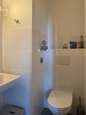 Helle 3-Zimmer-Wohnung mit traumhaftem Alpenblick, windgeschützter Loggia und Tiefgaragenstellplatz – 81737 München – Vorschaubild 8