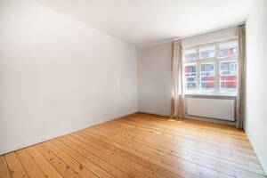 ? Altbaucharme in Schöneberg - Sanierte 2-Zi.-Wohnung mit viel Licht, Dielen, EBK & Tageslichtbad – 10829 Berlin – Vorschaubild 5
