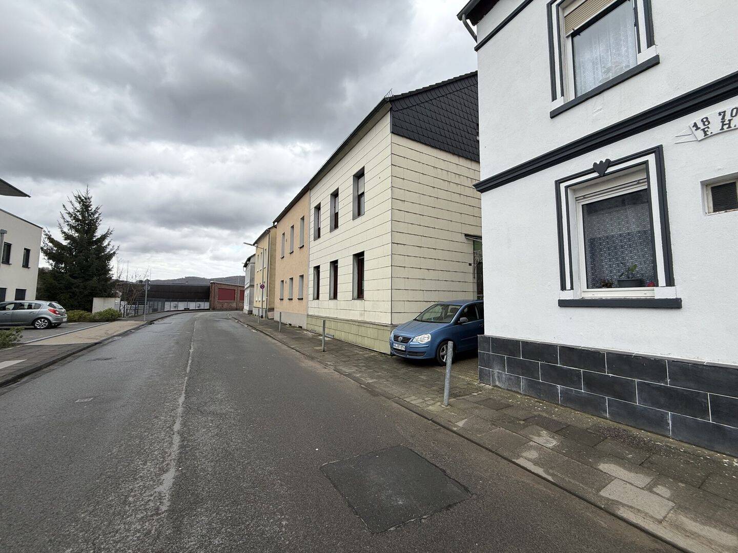 Modernisiertes 7-Zimmer-Haus mit Hof & großem Garten in ruhiger Lage – Hagen – Vorschaubild 2
