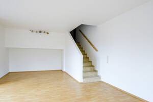 Charmante Maisonette-Wohnung mit neuer Einbauküche und Dachterrasse in Kreyenbrück – 26133 Oldenburg – Vorschaubild 3