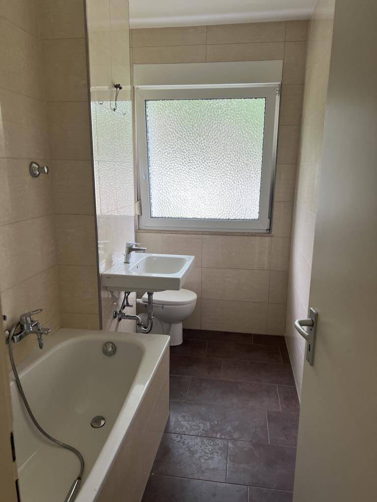 Gemütliche 3-Zimmerwohnung in ruhiger Lage in Bochum-Wattenscheid – Bochum – Vorschaubild 2